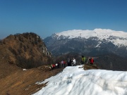 50 con vista in Monte Gugliemo...(foto Andrea)
